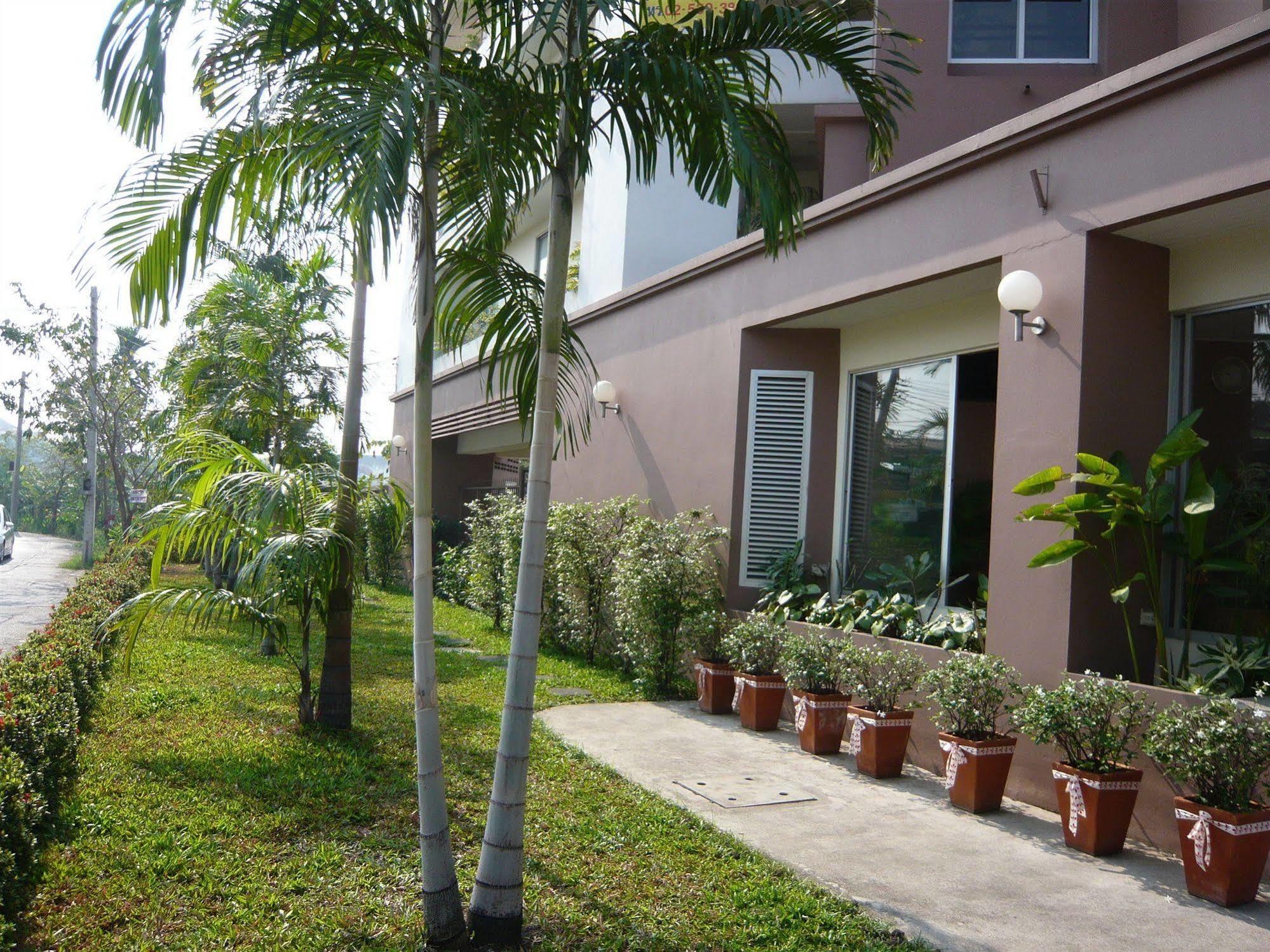 Thanapa Place Bangkok Exterior foto