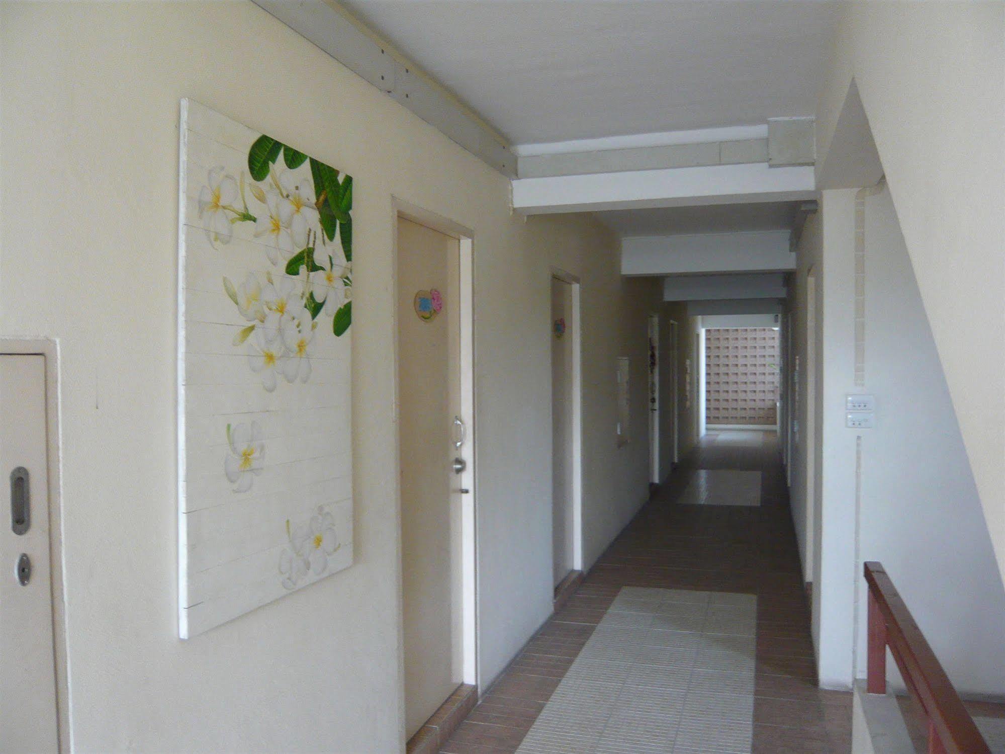 Thanapa Place Bangkok Exterior foto